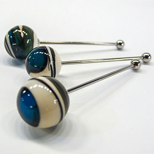 Design ball piercing earrings