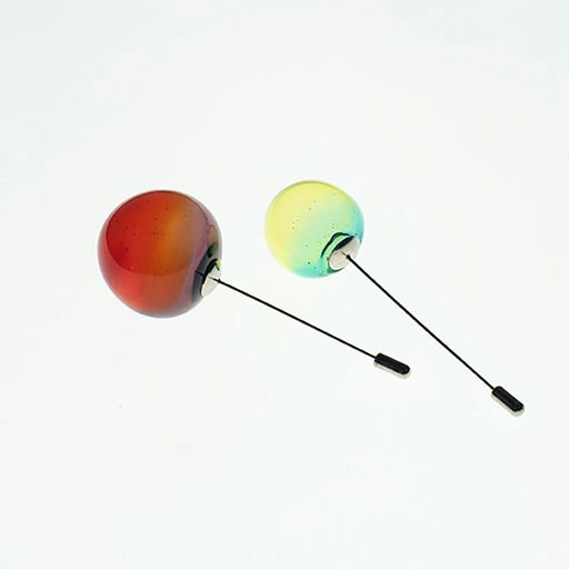 n color brooch