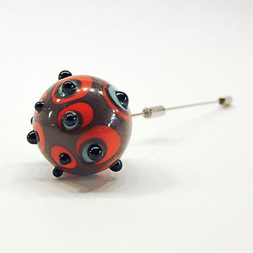 n color brooch